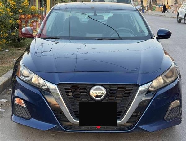 Nissan for sale in Iraq